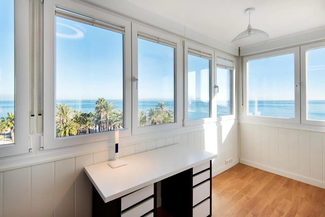 Magic Of The Ocean, Front Line Beach In Playamar-Parking, Sea Views, Pool, Tenis, Paddle, Wifi And Aircon Torremolinos