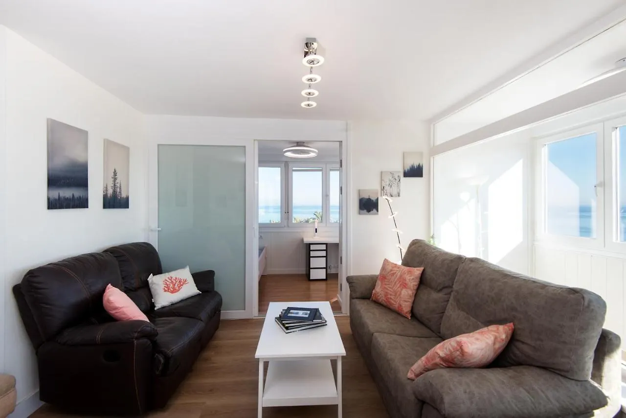 Magic Of The Ocean, Front Line Beach In Playamar-Parking, Sea Views, Pool, Tenis, Paddle, Wifi And Aircon Torremolinos Apartment