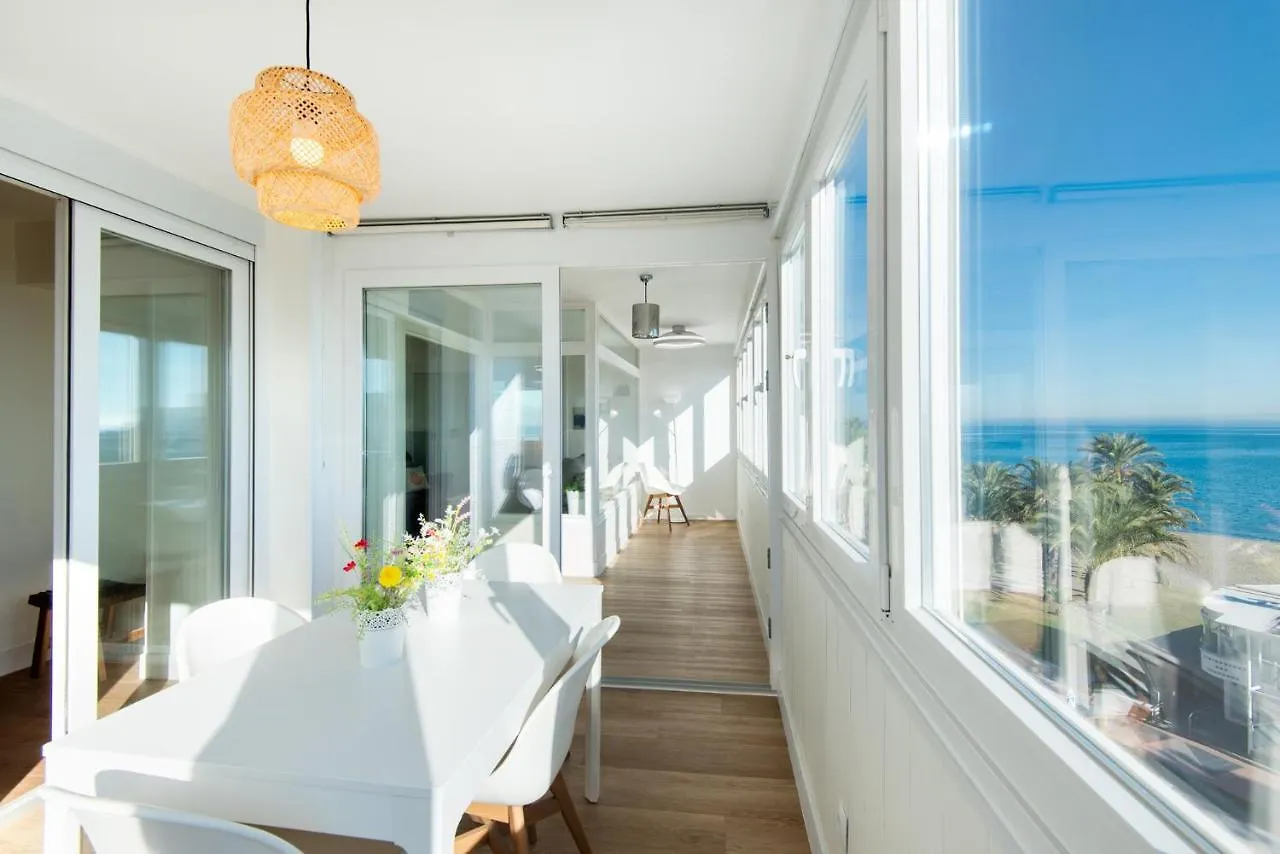 Magic Of The Ocean, Front Line Beach In Playamar-Parking, Sea Views, Pool, Tenis, Paddle, Wifi And Aircon 토레몰리노스 0*,