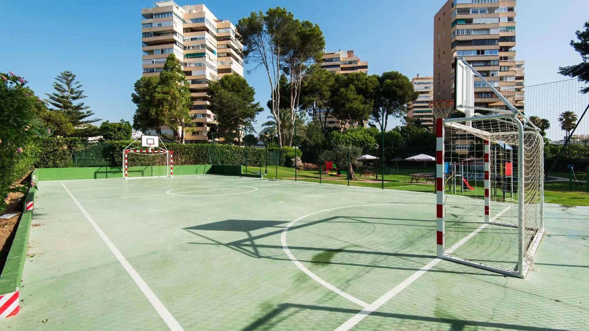 Magic Of The Ocean, Front Line Beach In Playamar-Parking, Sea Views, Pool, Tenis, Paddle, Wifi And Aircon 토레몰리노스 아파트