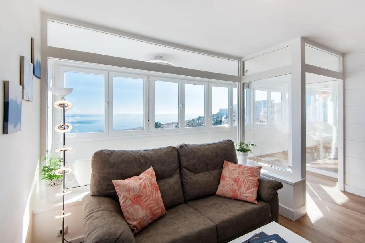 شقة Magic Of The Ocean, Front Line Beach In Playamar-Parking, Sea Views, Pool, Tenis, Paddle, Wifi And Aircon توريمولينوس
