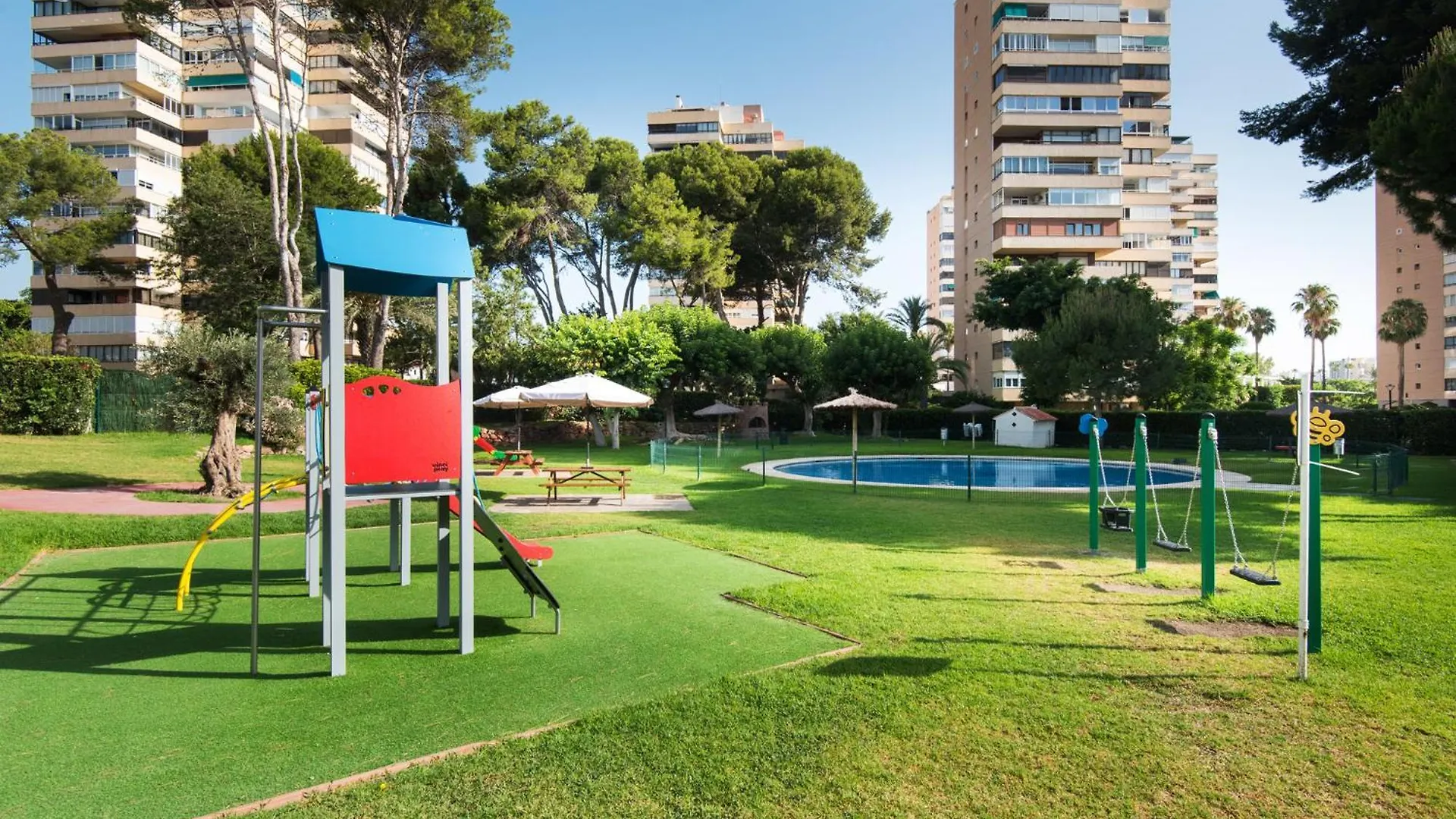 Magic Of The Ocean, Front Line Beach In Playamar-Parking, Sea Views, Pool, Tenis, Paddle, Wifi And Aircon Torremolinos